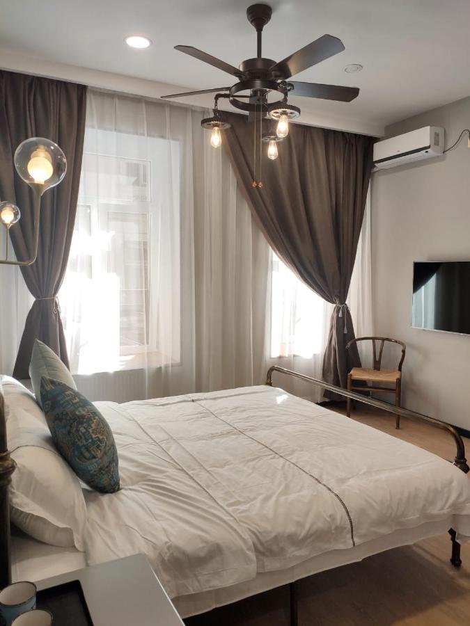 OGE Boutique Midtown hotel Tbilissi Extérieur photo