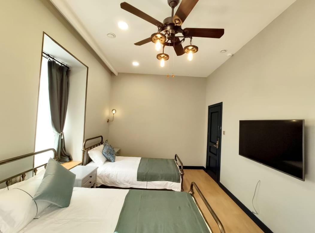 OGE Boutique Midtown hotel Tbilissi Extérieur photo