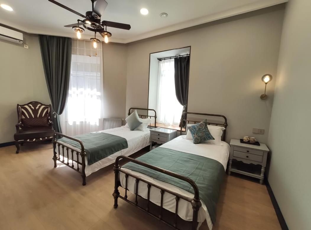 OGE Boutique Midtown hotel Tbilissi Extérieur photo